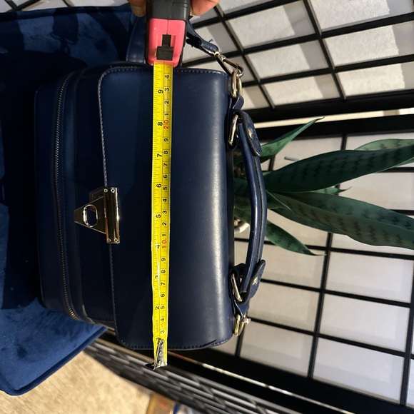 Marie Claire blue Paris Purse - Picture 6 of 8